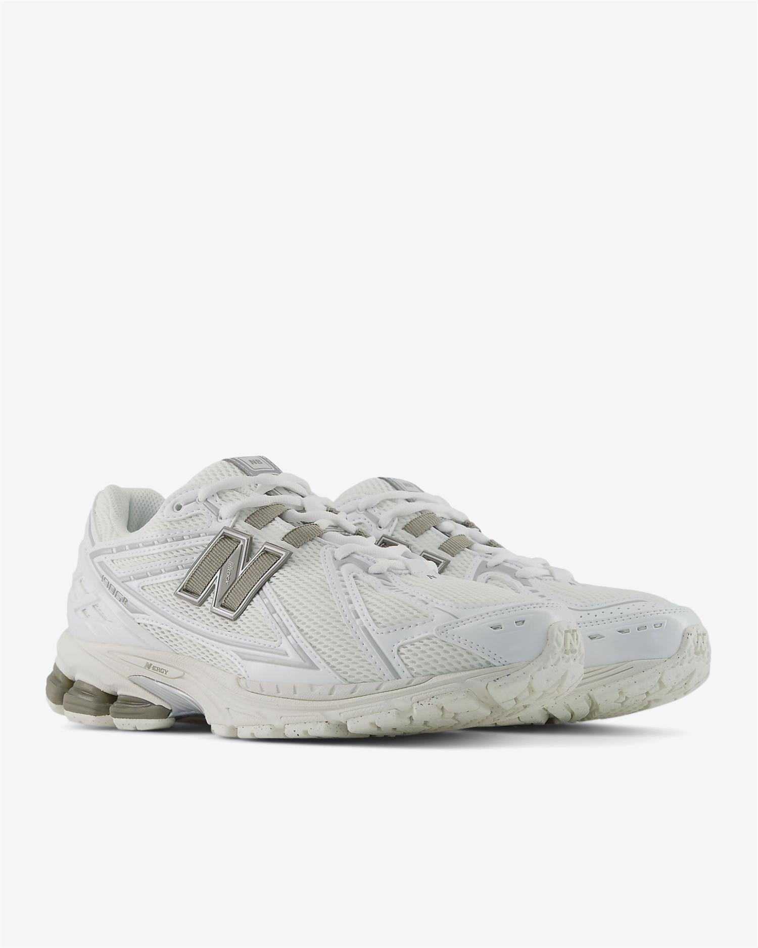 U1906980