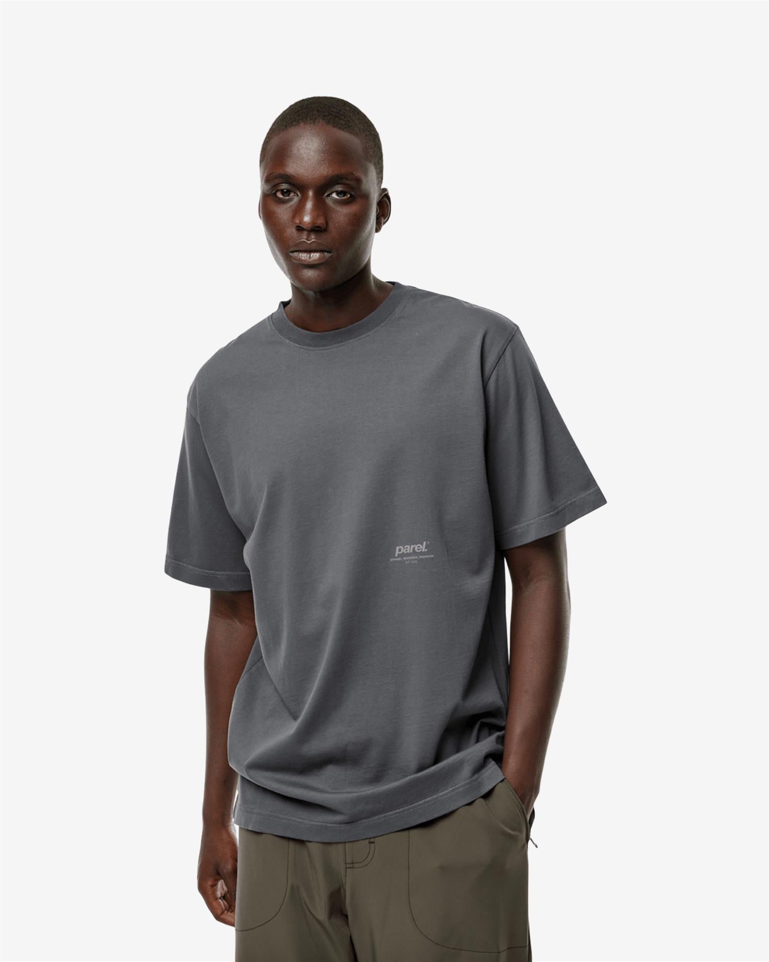 CORE TEE - STONE GREY