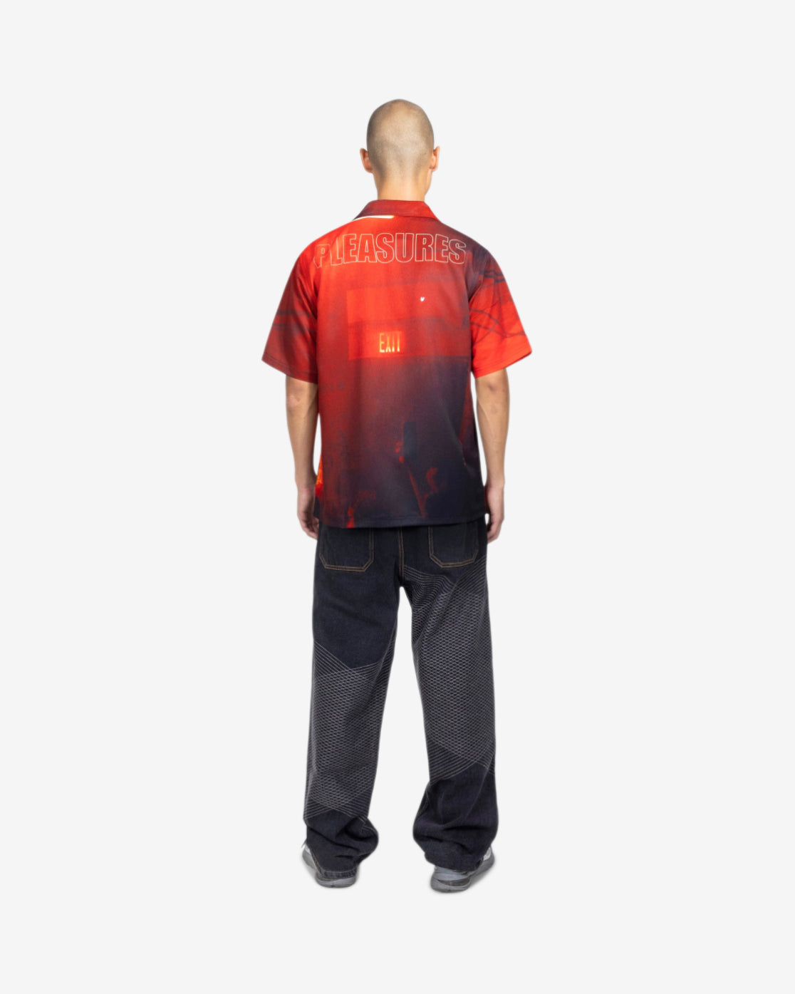 VENUE BUTTON UP - RED