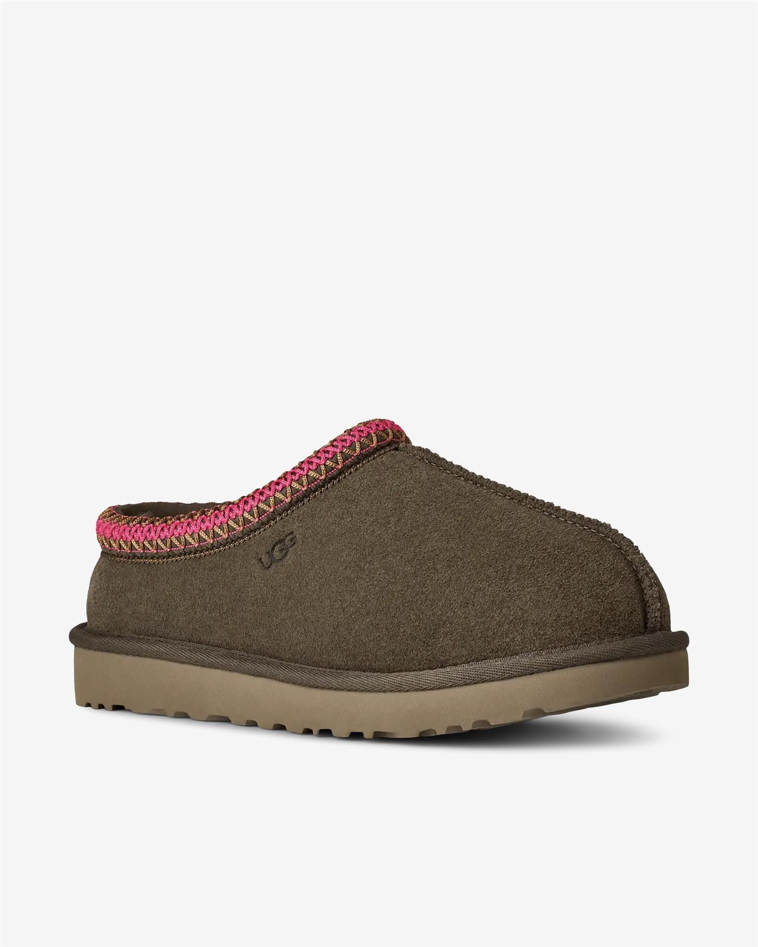 W TASMAN II - DENSE SMOKE