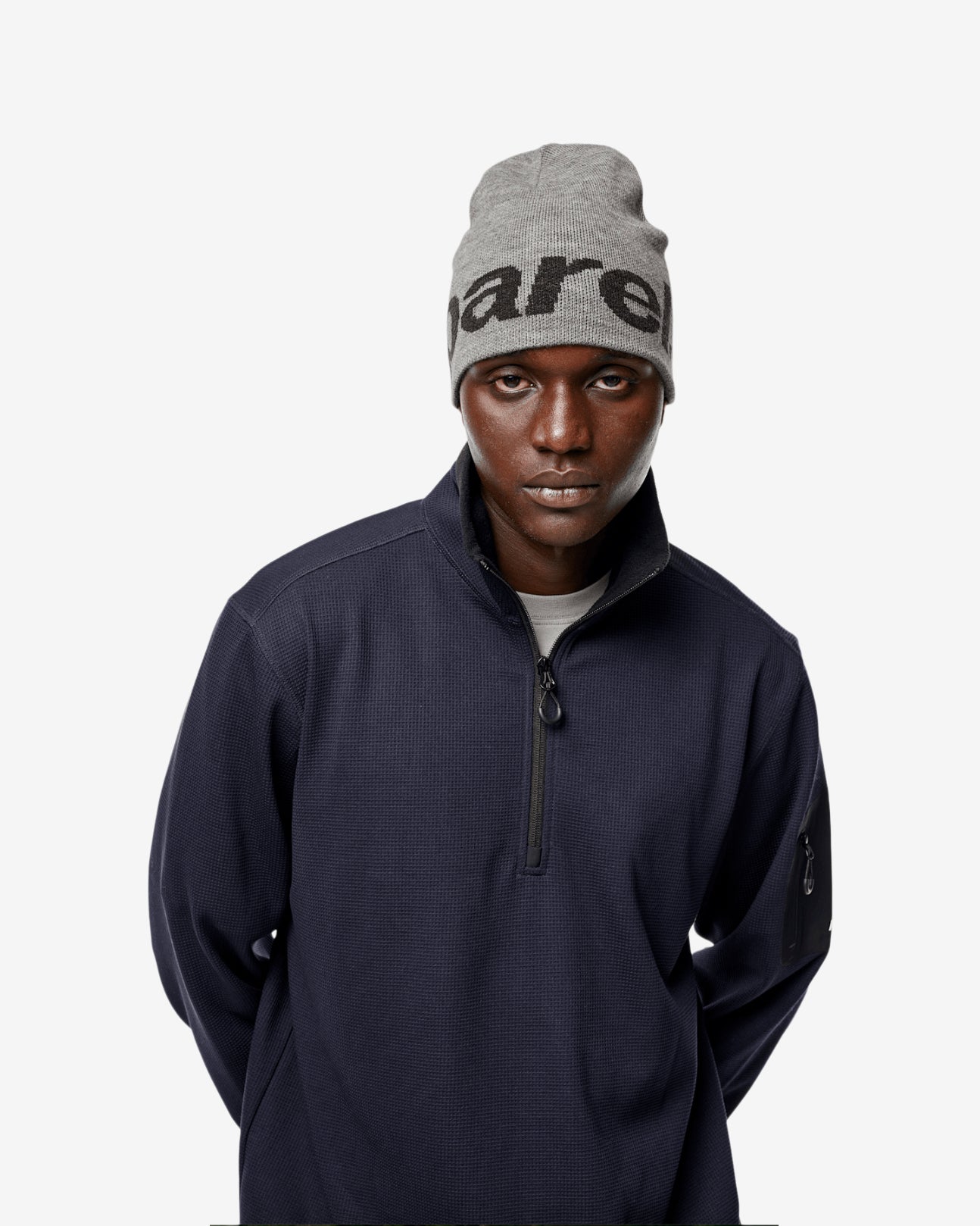 NOVA BEANIE - LIGHT GREY