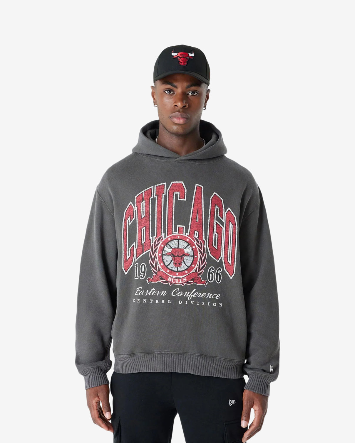 CHICAGO BULLS ESSENTIAL HOODIE - DARK GREY