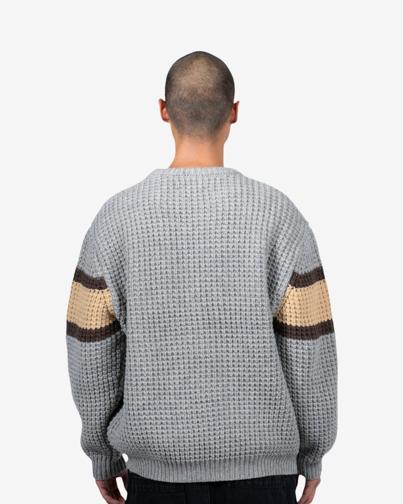 TWITCH CHUNKY KNIT SWEATER - GREY