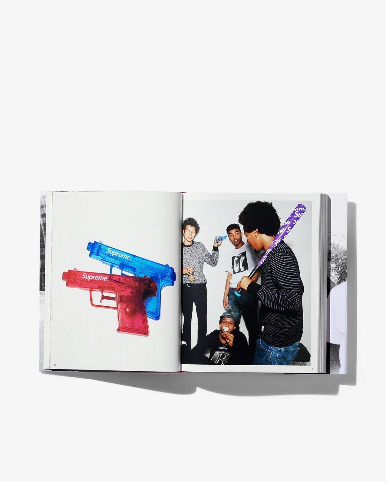 SUPREME - BY PHAIDON